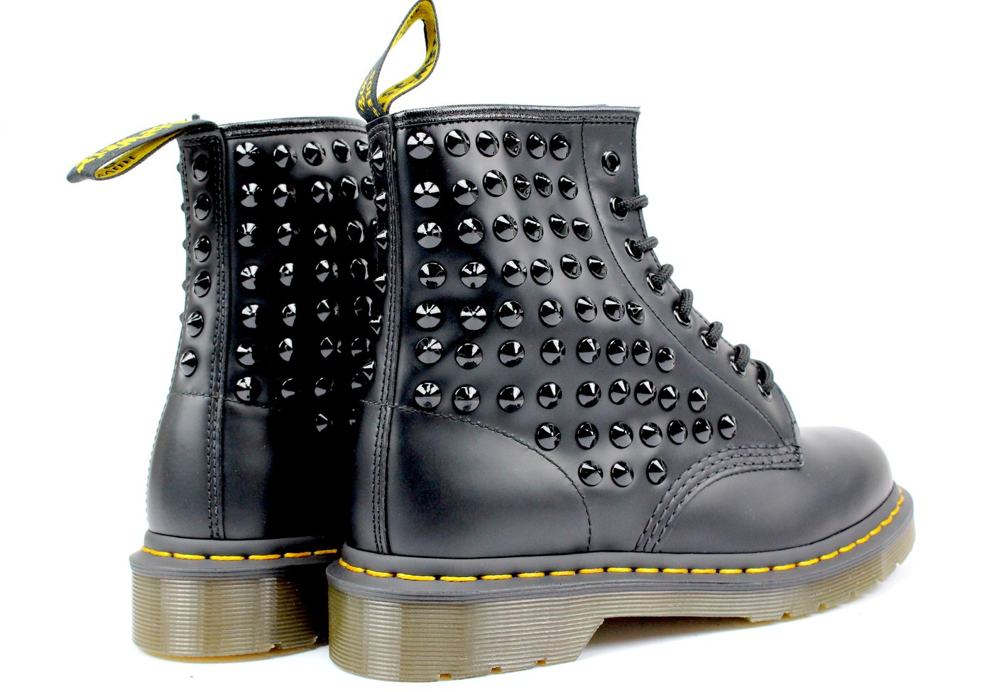 Dr martens 2024 borchie basse